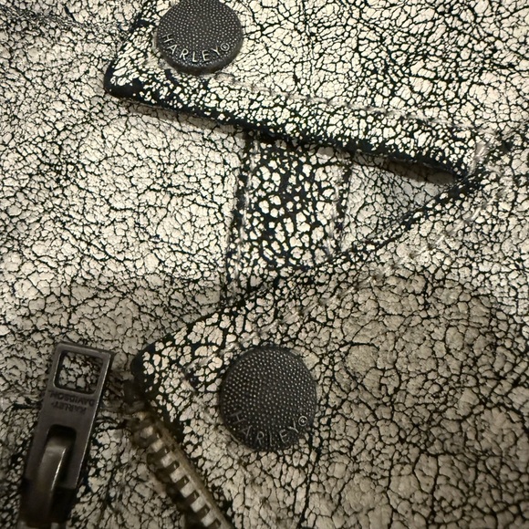 Harley-Davidson Women's Leather Jacket - Distressed Gray - Picture 10 of 11